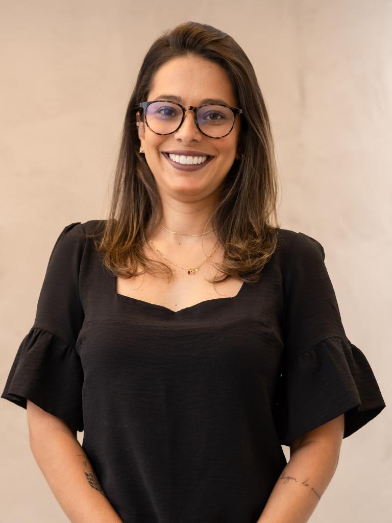 Camila Ribeiro